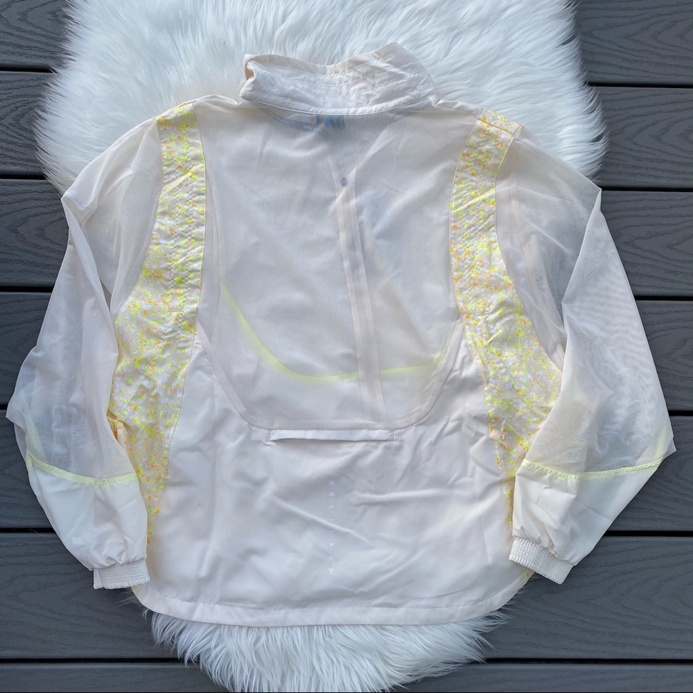 Nike Mesh Zip Up Jacket - Picture 2 of 3